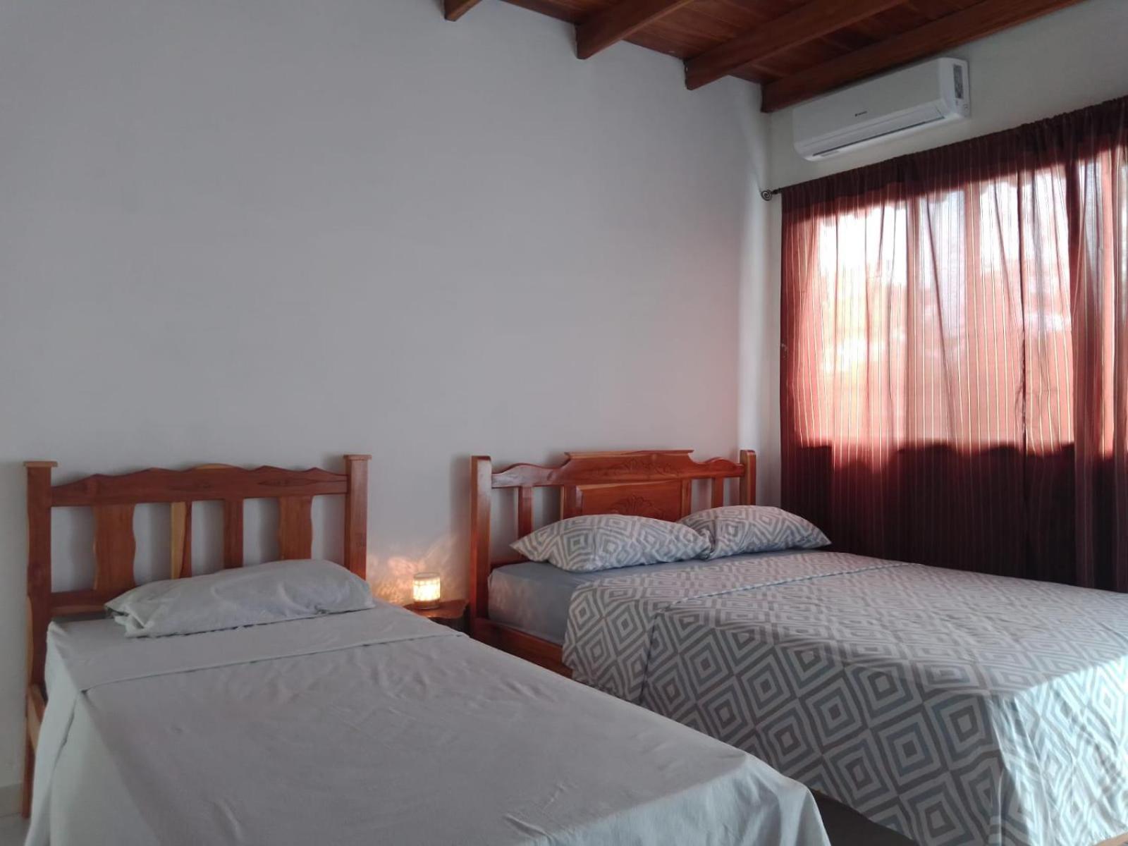 Oceans Hostal Santa Catalina Eksteriør bilde